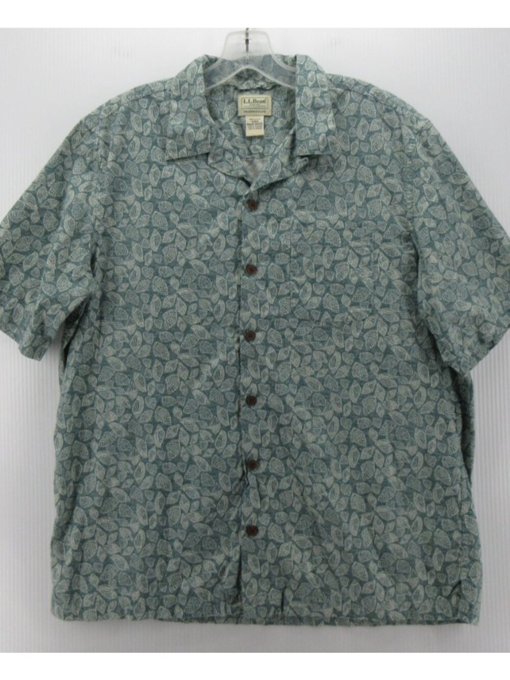 LL Bean Shirt Medium Loop Collar Camp Seashell AOP Traditional Fit